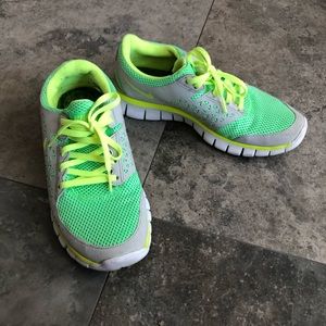 3/$30 Nike Womens Training Shoes Green Lime